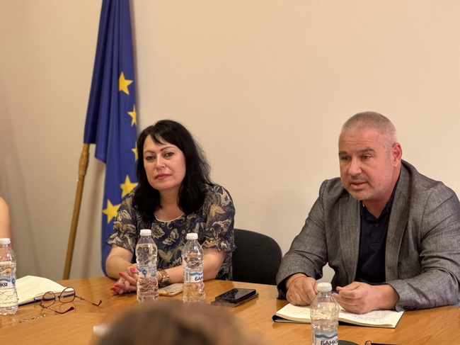 Областна администрация Кюстендил: Институциите търсят по-ясни правила и координация за работа с деца с високорисково поведение