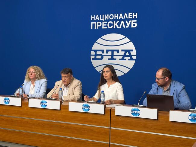 МОН: Над 78 000 участия на олимпиадите по природни науки – увеличават се с 10% за година