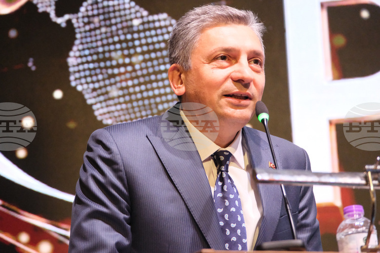 Antalya Governor: We Are Delighted by Bulgarians' Interest in Our City