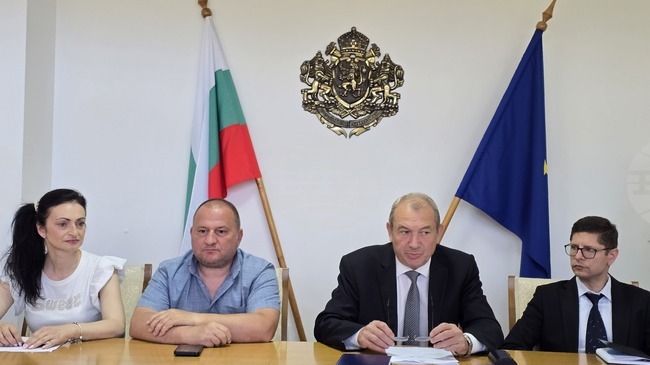 В Плевен Областната комисия "Военни паметници" актуализира регистъра си и обсъди проект за нов паметник на опълченците 