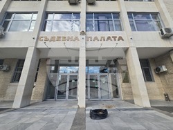 Благоевград - съдебна палата - загинало момиче бдение