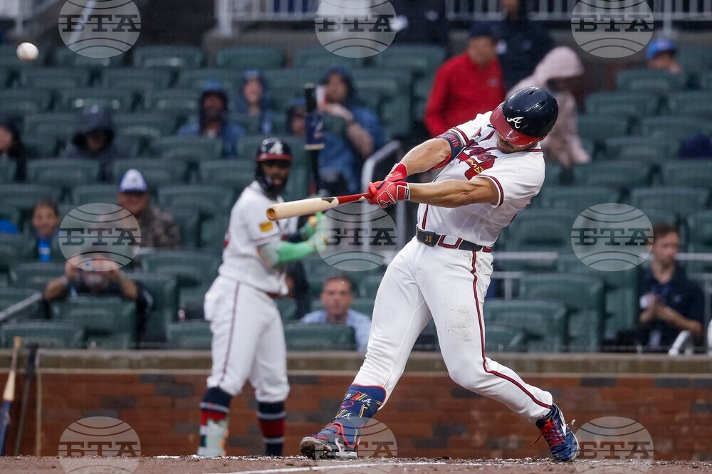 Giants Braves Baseball