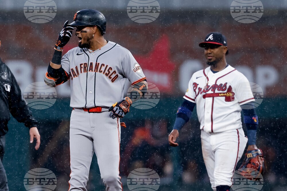 Giants Braves Baseball