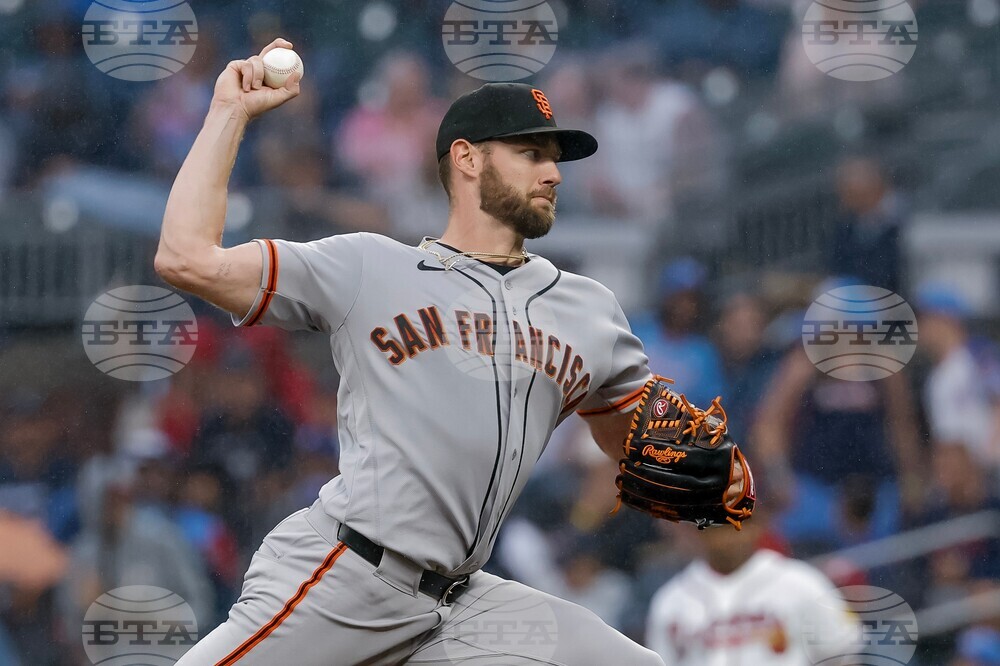 Giants Braves Baseball