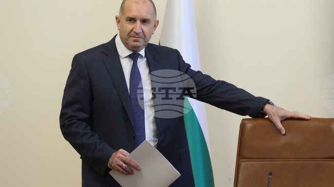 Правителството затяга контрола върху ценообразуването и качеството на храната, заяви премерът Румен Радев