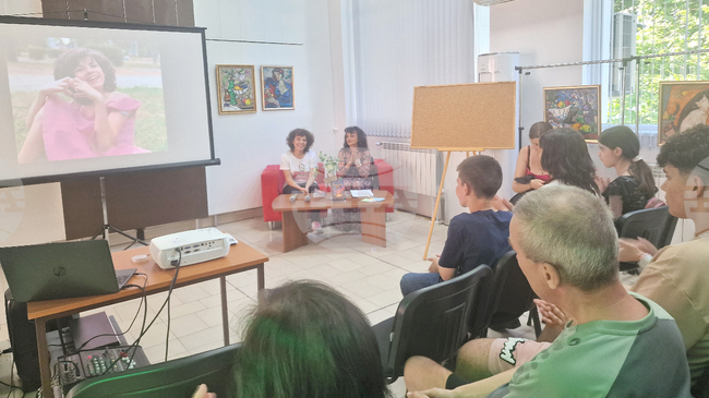 Разградската авторка Кристислава Иванова пресъздава света на мечтите в новата си книга „Магическите думи“