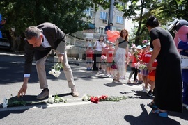 Бургас - пешеходна пътека - възпоменателна церемония