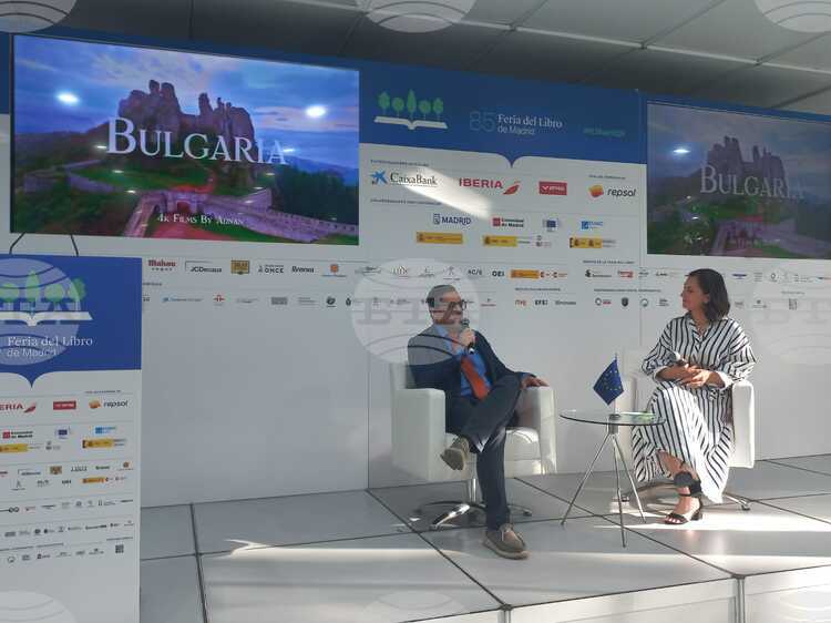 Bulgaria Presented in Foreign Language Popularization Initiative within Madrid Book Fair