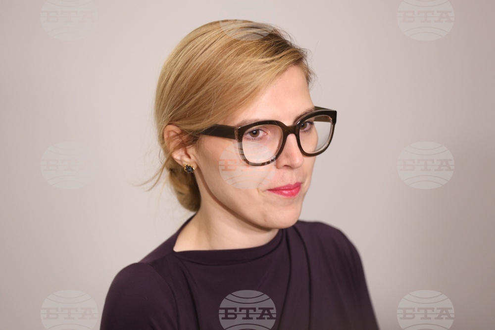 Народно събрание - Велислава Петрова-Чамова