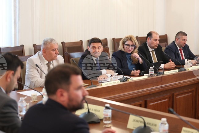 Народно събрание - Комисия по околната среда и водите