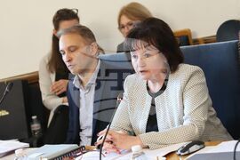 Народно събрание - Комисия по правни въпроси