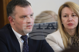 Народно събрание - Комисия по правни въпроси