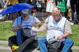 Румъния - Букурещ - протест на учители