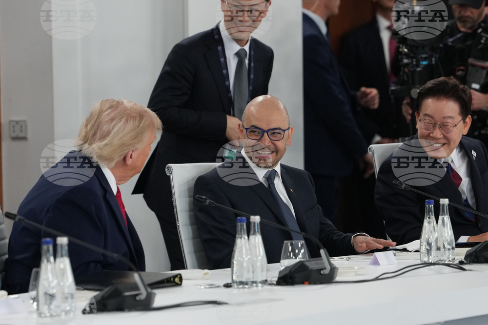 CORRECTION France G7 Summit Trump
