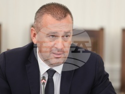 Народно събрание - Комисия по транспорт и съобщения