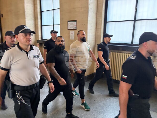 Софийският градски съд наложи постоянен арест на Красимир Алексиев и Росен Иванов, свързвани с групата на „Калашниците"