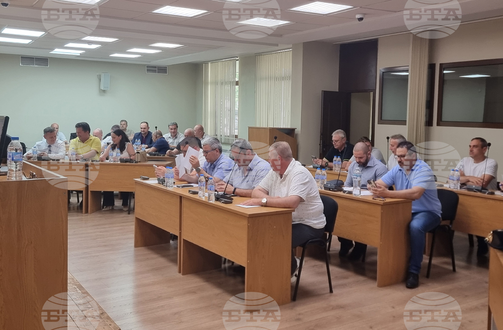 Плевен - Общински съвет - извънредно заседание