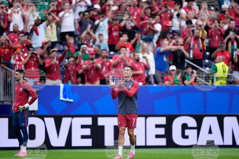 Congo Portugal WCup Soccer
