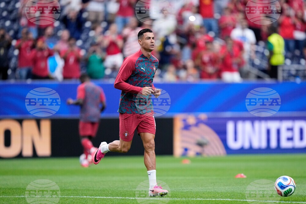 Congo Portugal WCup Soccer