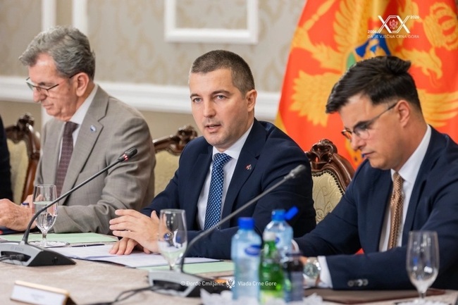 МИНА: Управлението на избирателните списъци в Черна гора не трябва да се разглежда като проблем, насочен срещу когото и да било, каза вицепремиерът Бечич