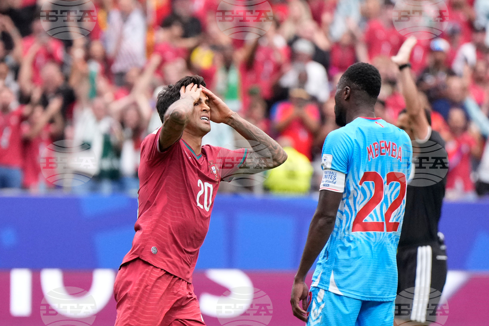Congo Portugal WCup Soccer