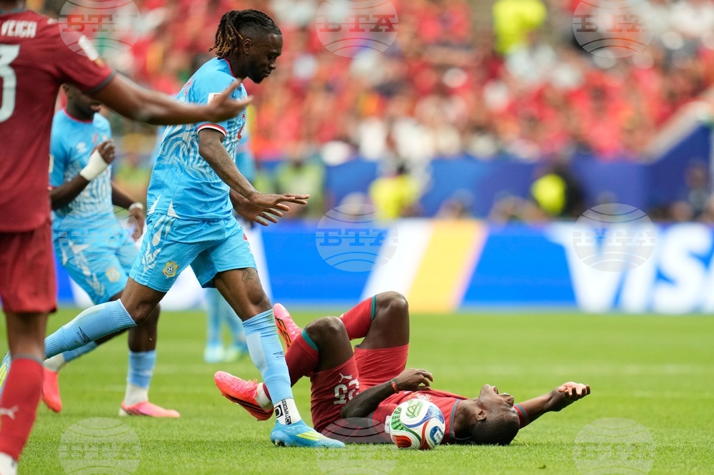 Congo Portugal WCup Soccer