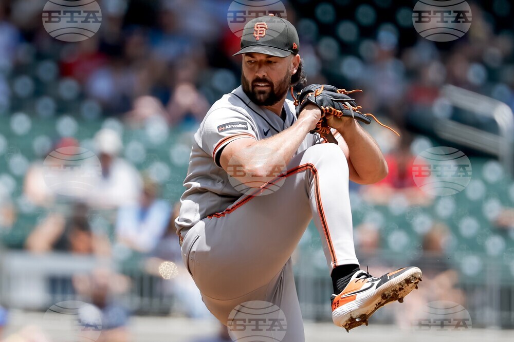 Giants Braves Baseball