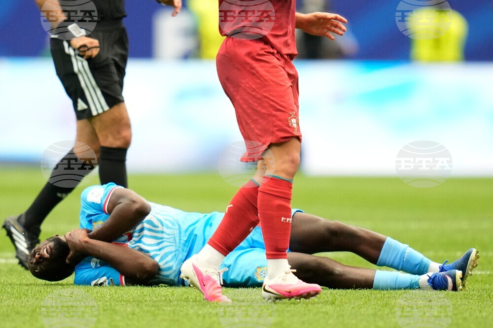 Congo Portugal WCup Soccer