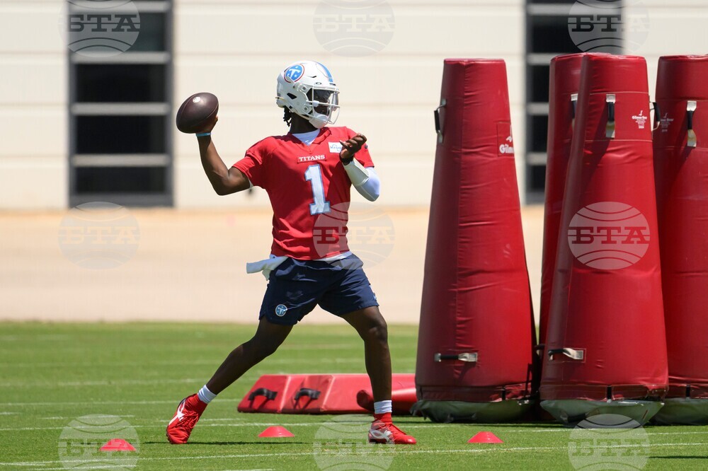 Titans Football