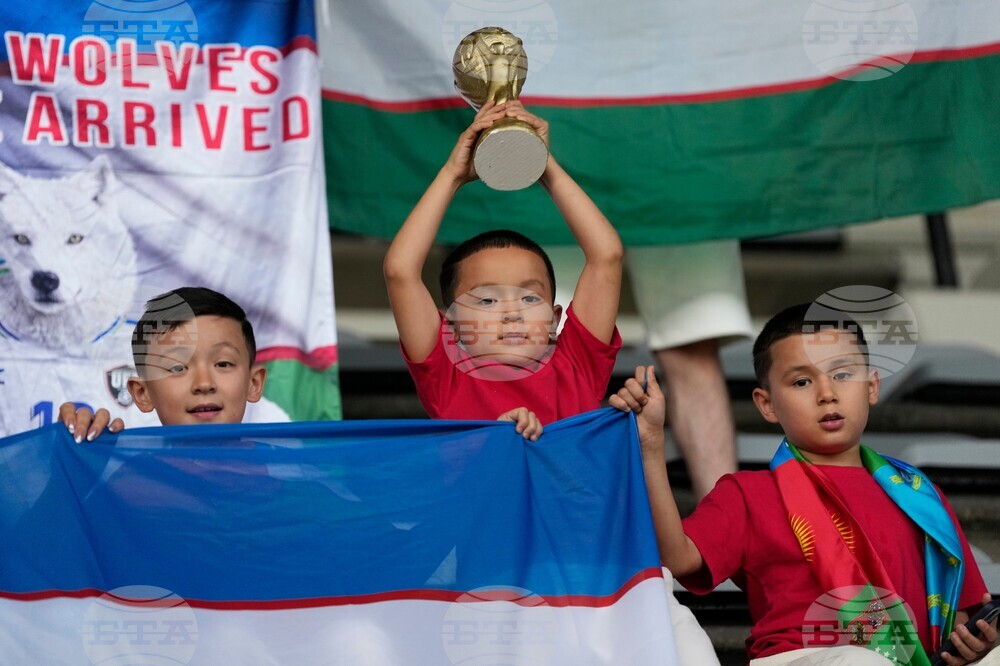 Colombia Uzbekistan WCup Soccer