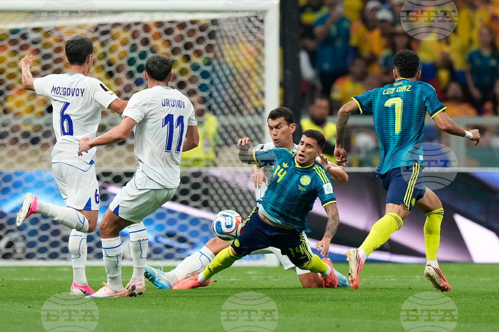 Colombia Uzbekistan WCup Soccer