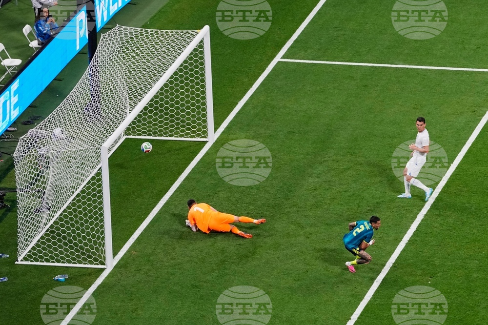 Colombia Uzbekistan WCup Soccer