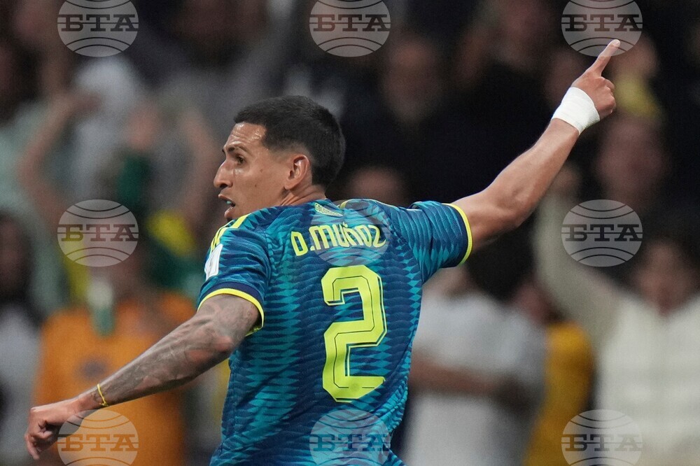 Colombia Uzbekistan WCup Soccer