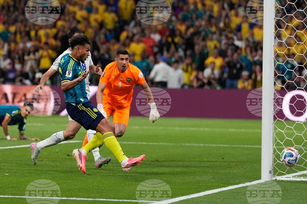 Colombia Uzbekistan WCup Soccer