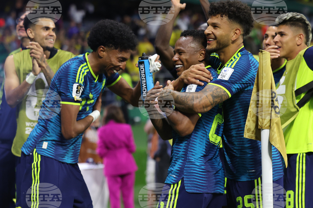 Colombia Uzbekistan WCup Soccer
