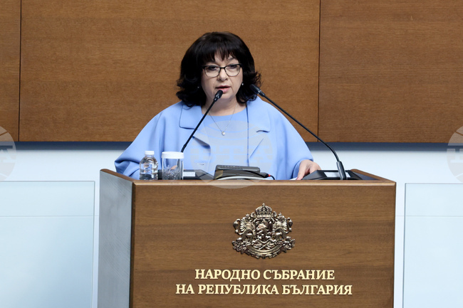 България изпълнява всички международни стандарти в борбата срещу изпирането на пари и финансиране на тероризма, заявиха от ГЕРБ – СДС