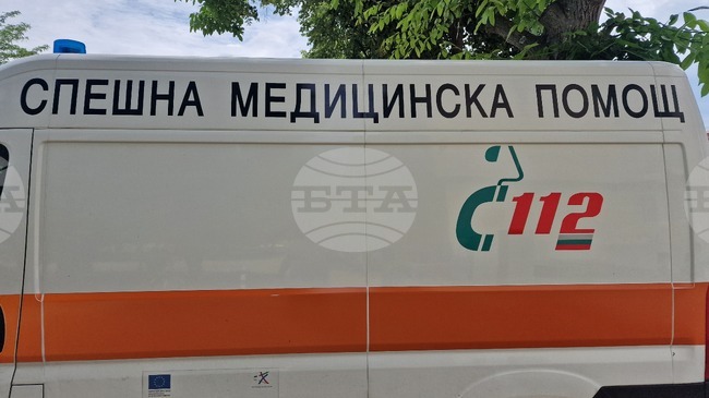 Жена на 48 години е с опасност за живота след катастрофа в павелбанското село Габарево