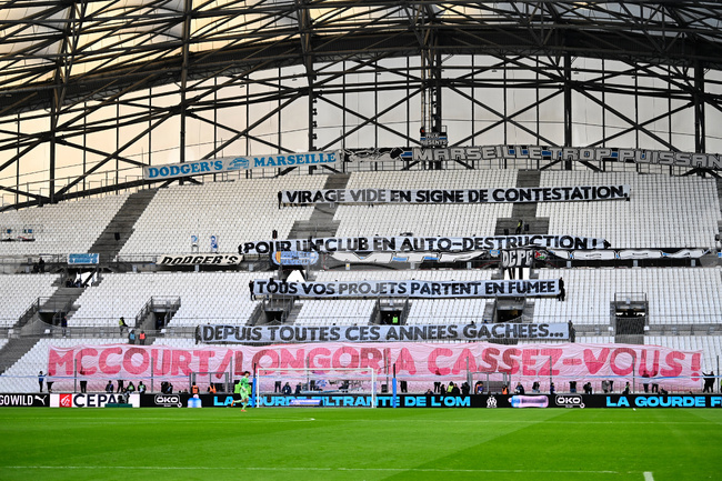 Soccer UEFA-Marseille-Finances