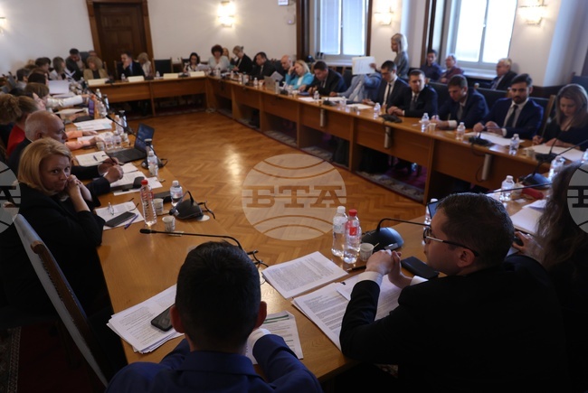 Народно събрание - Комисия по правни въпроси - заседание
