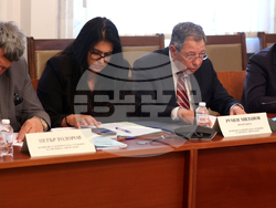 Комисия за контрол над службите за сигурност, прилагането и използването на специалните разузнавателни средства и достъпа до данните по Закона за електронните съобщения - заседание