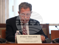 Комисия за контрол над службите за сигурност, прилагането и използването на специалните разузнавателни средства и достъпа до данните по Закона за електронните съобщения - заседание