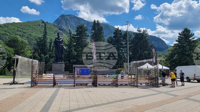 Футболното игрище за турнира „3×3 Футбол Враца 2026“ е оворено за свободно ползване, обявиха от Община Враца