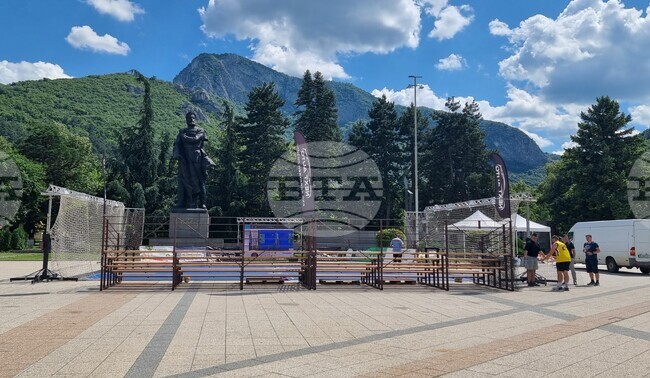 Футболното игрище за турнира „3×3 Футбол Враца 2026“ е оворено за свободно ползване, обявиха от Община Враца