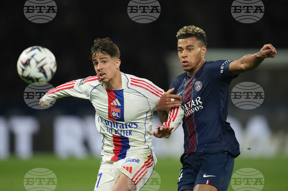 Leverkusen Moreira Soccer