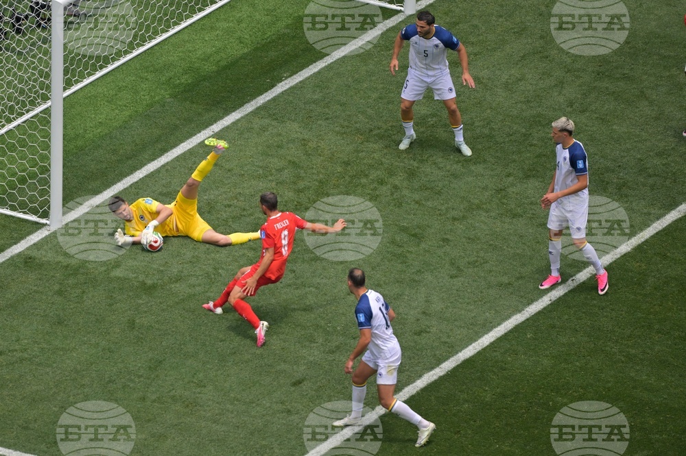 Bosnia Switzerland WCup Soccer