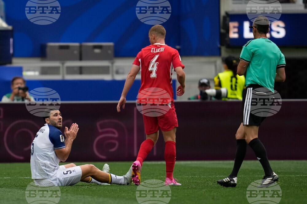 Bosnia Switzerland WCup Soccer