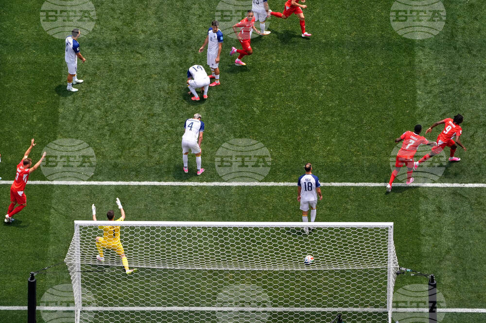 Bosnia Switzerland WCup Soccer