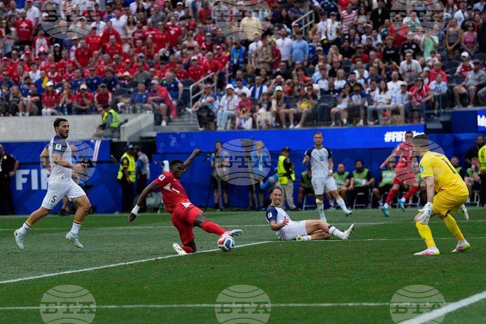 Bosnia Switzerland WCup Soccer