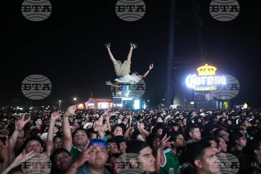 Mexico WCup Soccer Reaction