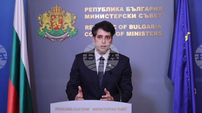ЕК даде положителна оценка България да получи близо 1 млрд. евро по четвъртото плащане по ПВУ, съобщи вицепремиерът Атанас Пеканов